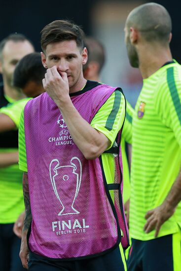 Barcelona champions outlet league training kit
