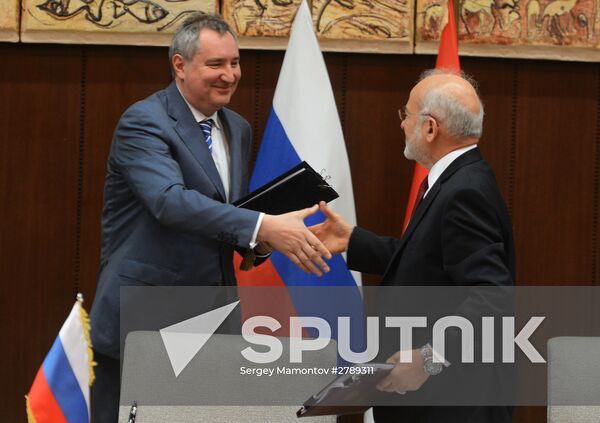 Russian Deputy Prime Minister Dmitry Rogozin visits Iraq. Day Two
