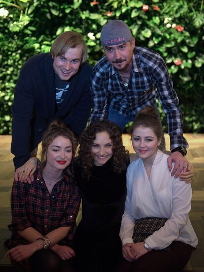 The kitchen movie premiere best sale