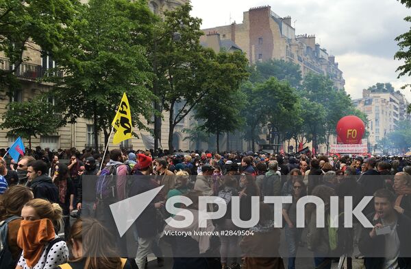 Protests against labor reform in Paris