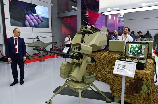Kalashnikov Concern presents new inventions during Army 2017 Forum