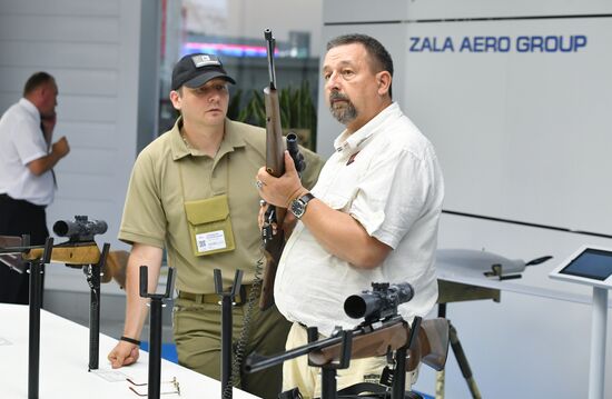 Presentation of newly developed products by Concern Kalashnikov as part of Army 2017 Forum