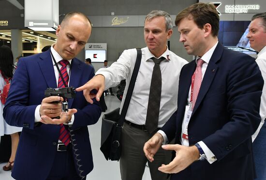 Presentation of new developments by Kalashnikov Concern at Army 2017 Military-Technical Forum