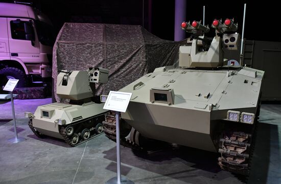 Kalashnikov Concern presents new inventions during Army 2017 Forum