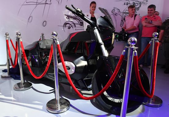Kalashnikov Concern presents new inventions during Army 2017 Forum