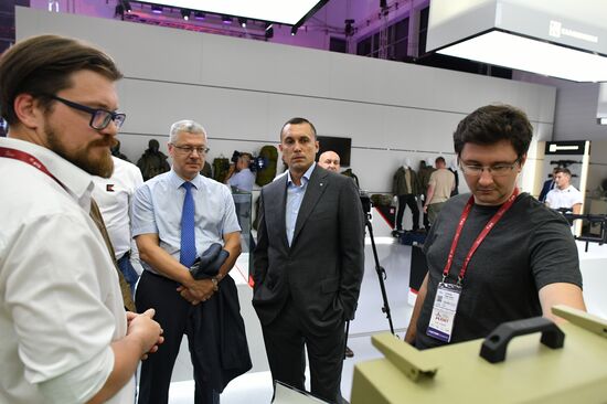 Kalashnikov Concern presents new inventions during Army 2017 Forum
