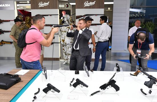 Kalashnikov Concern presents new inventions during Army 2017 Forum