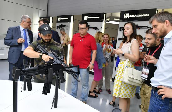 Kalashnikov Concern presents new inventions during Army 2017 Forum