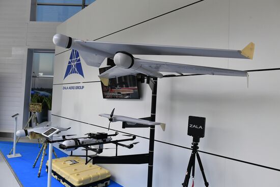 Kalashnikov Concern presents new inventions during Army 2017 Forum