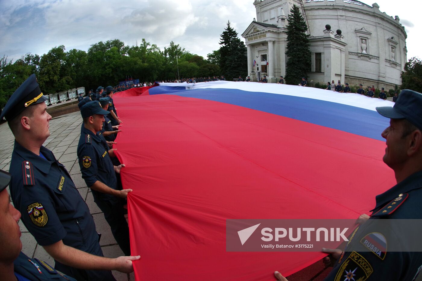 Russian State Flag Day celebrations