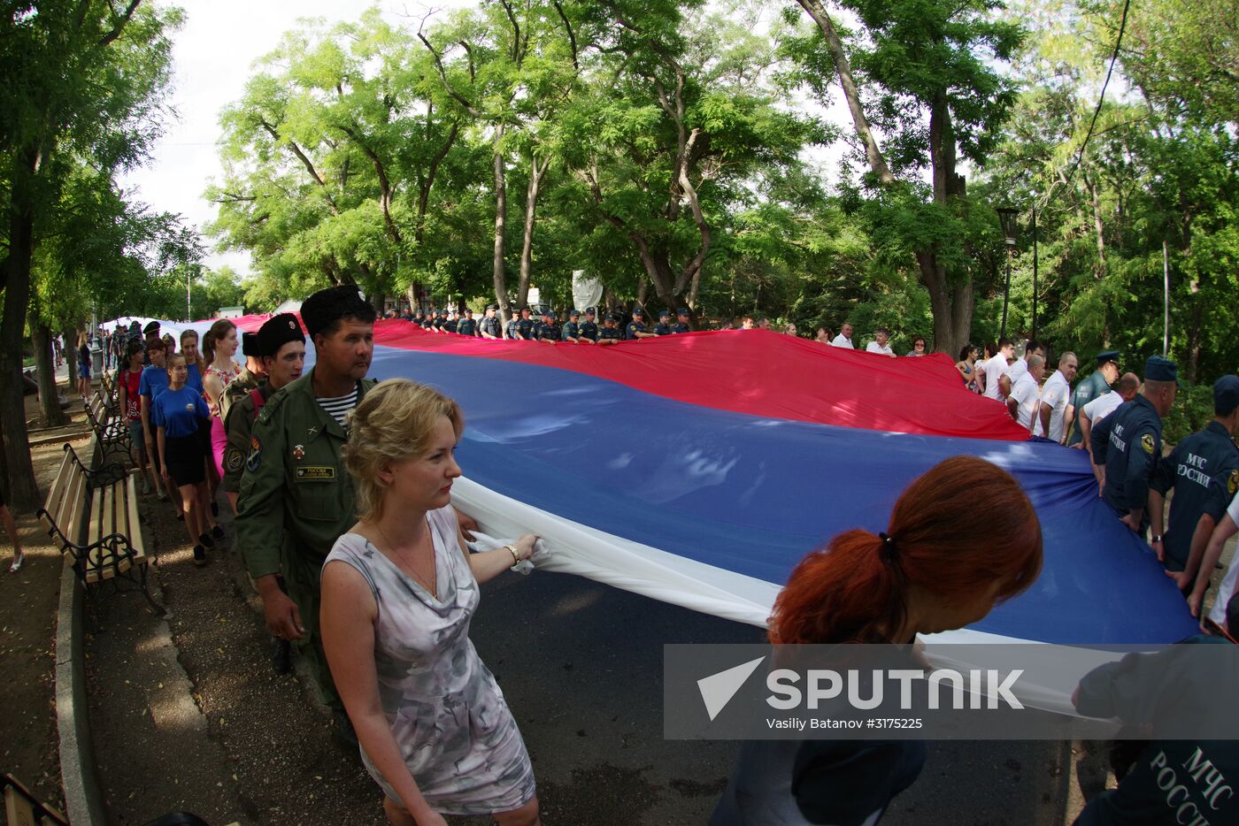 Russian State Flag Day celebrations