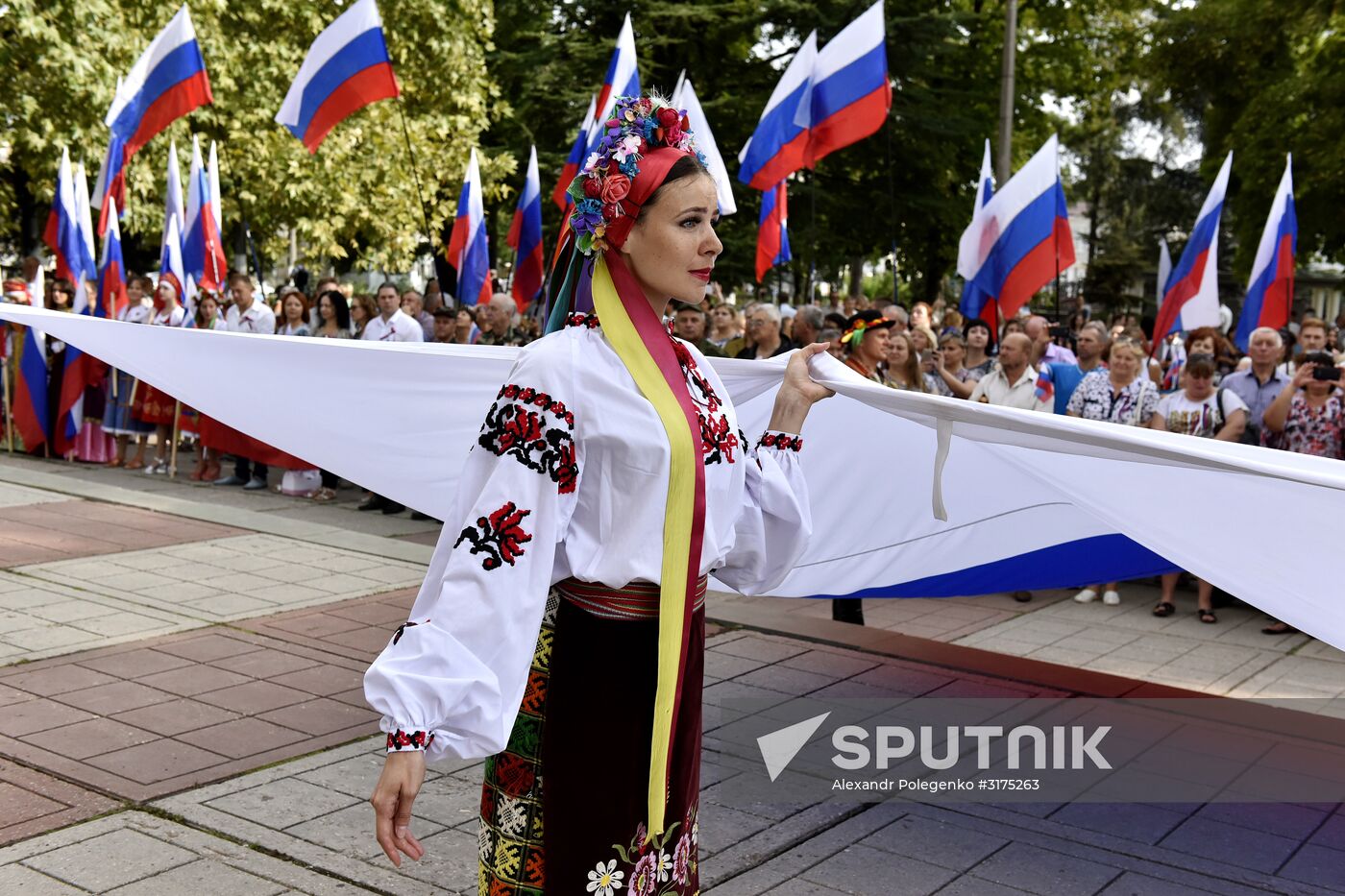 Russian State Flag Day celebrations