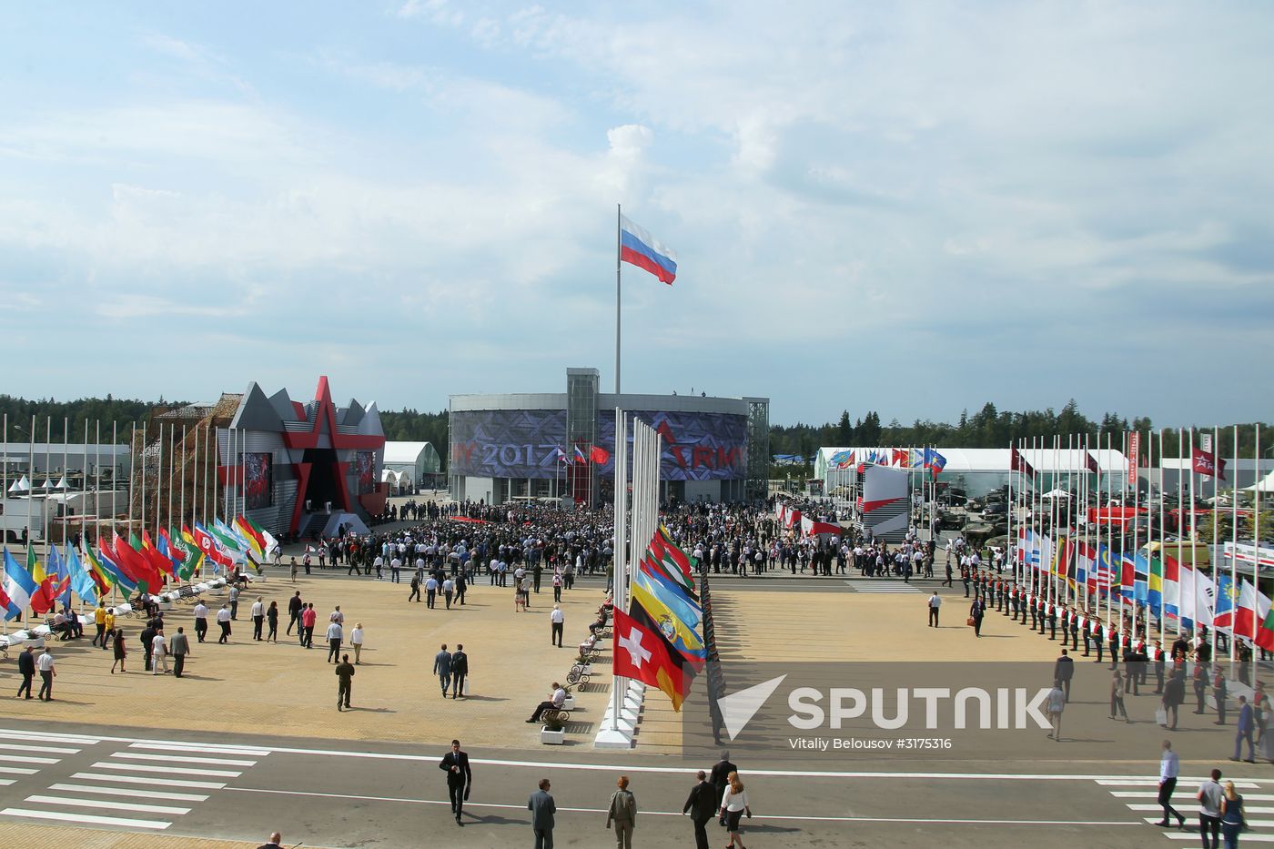 Army 2017 International Military-Technical Forum opens in Vladivostok