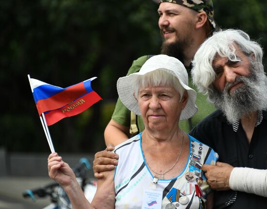 Rally marking 26th anniversary of August 1991 events