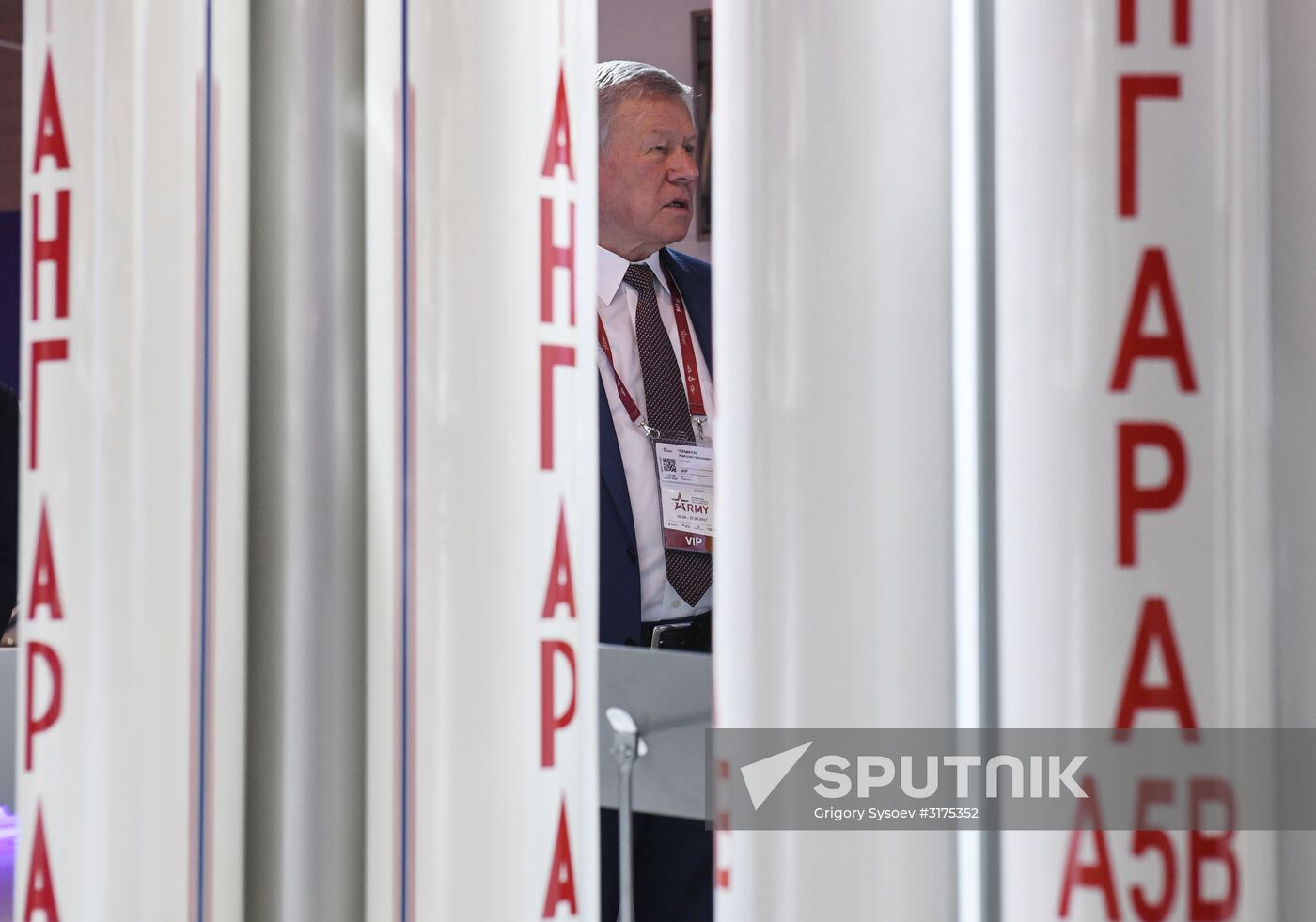 Army 2017 International Military-Technical Forum opens