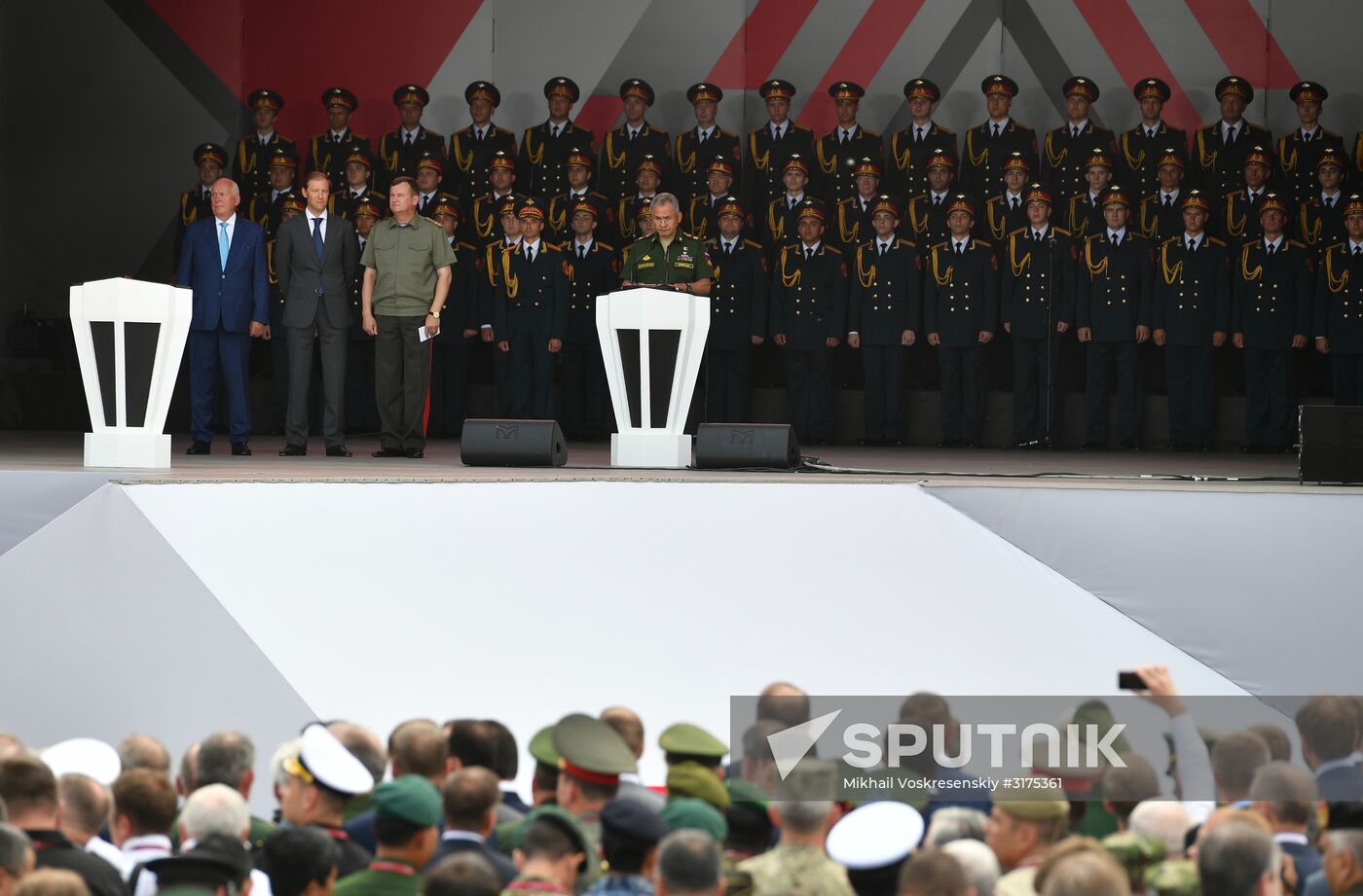 Army 2017 International Military-Technical Forum opens