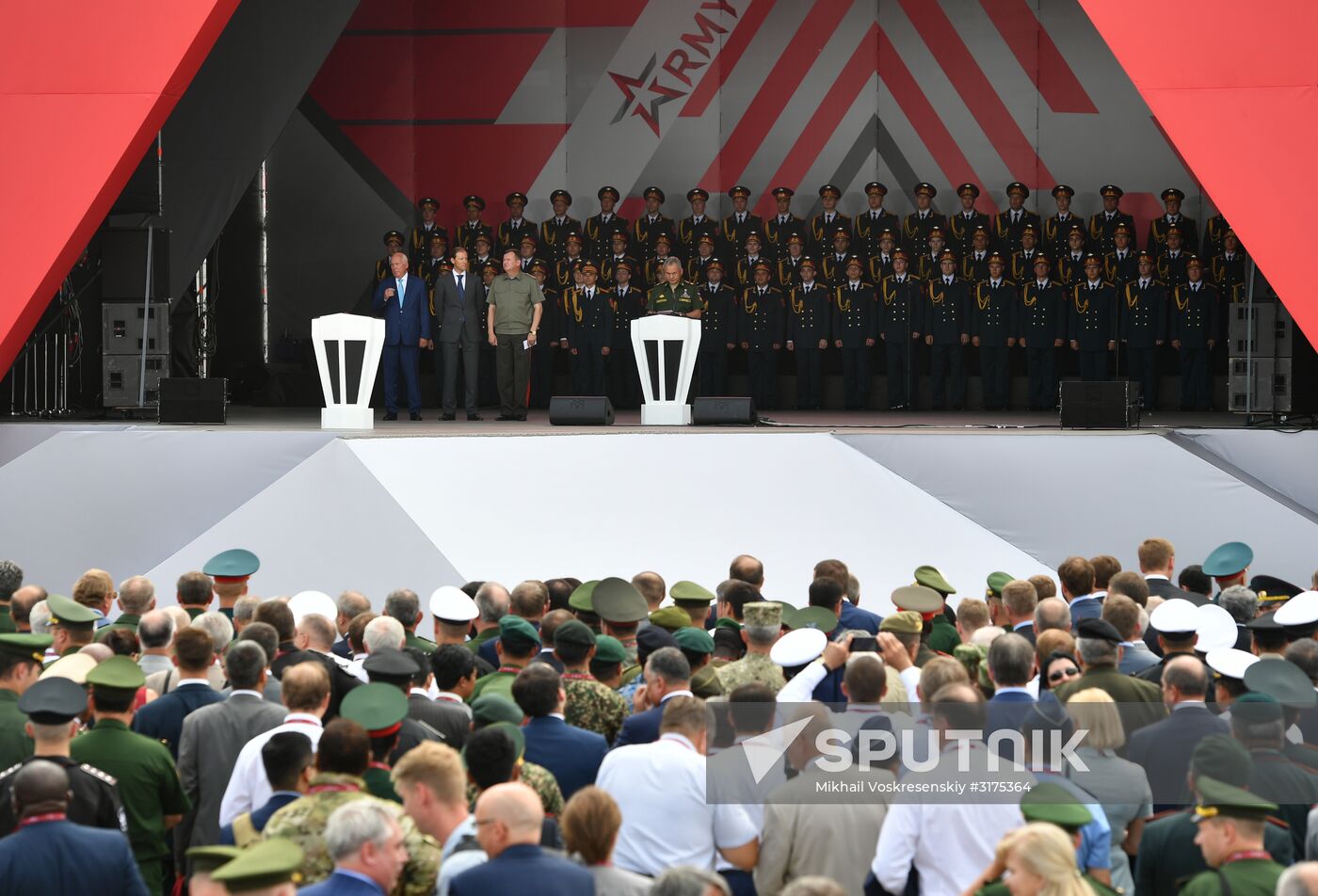 Army 2017 International Military-Technical Forum opens