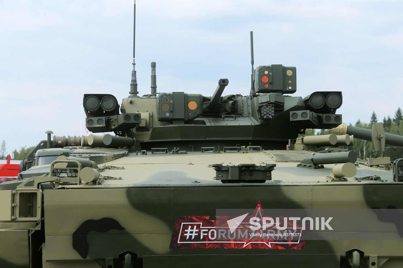 Army 2017 International Military-Technical Forum opens