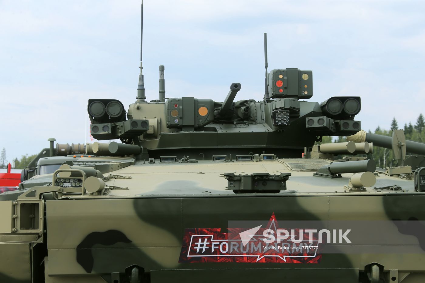 Army 2017 International Military-Technical Forum opens