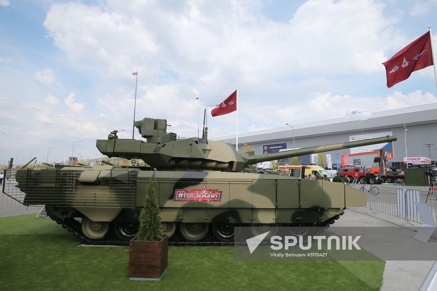 Army 2017 International Military-Technical Forum opens