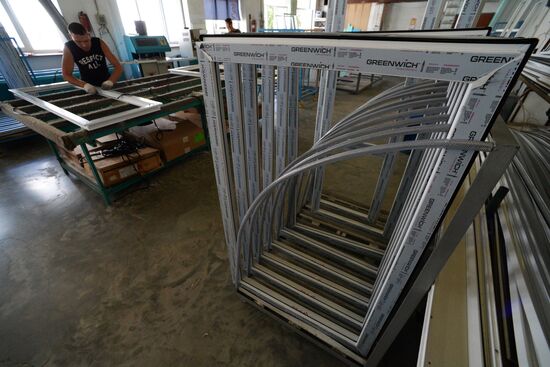 Manufacturing PVC window profiles
