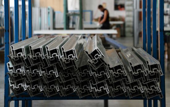 Manufacturing PVC window profiles