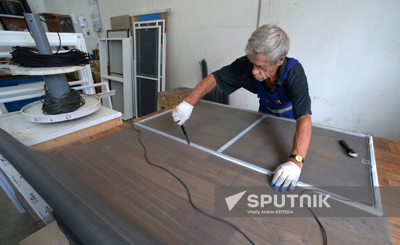 Manufacturing PVC window profiles