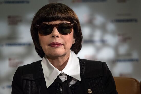 Mireille Mathieu gives interview