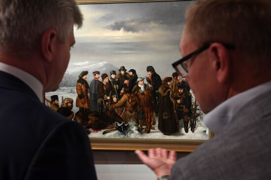 Presentation of exhibition, Rifle and Lyre, at State Pushkin Museum