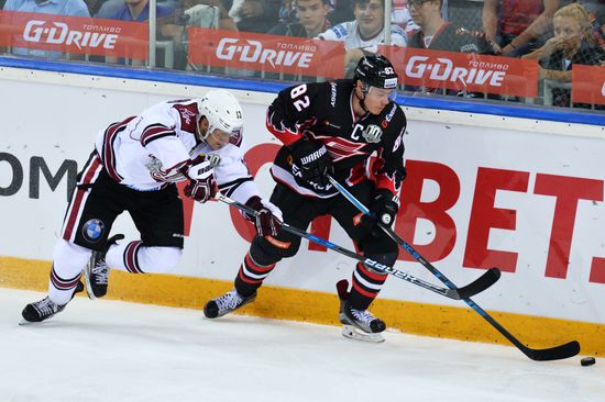 Kontinental Hockey League. Avangard vs. Dinamo Riga