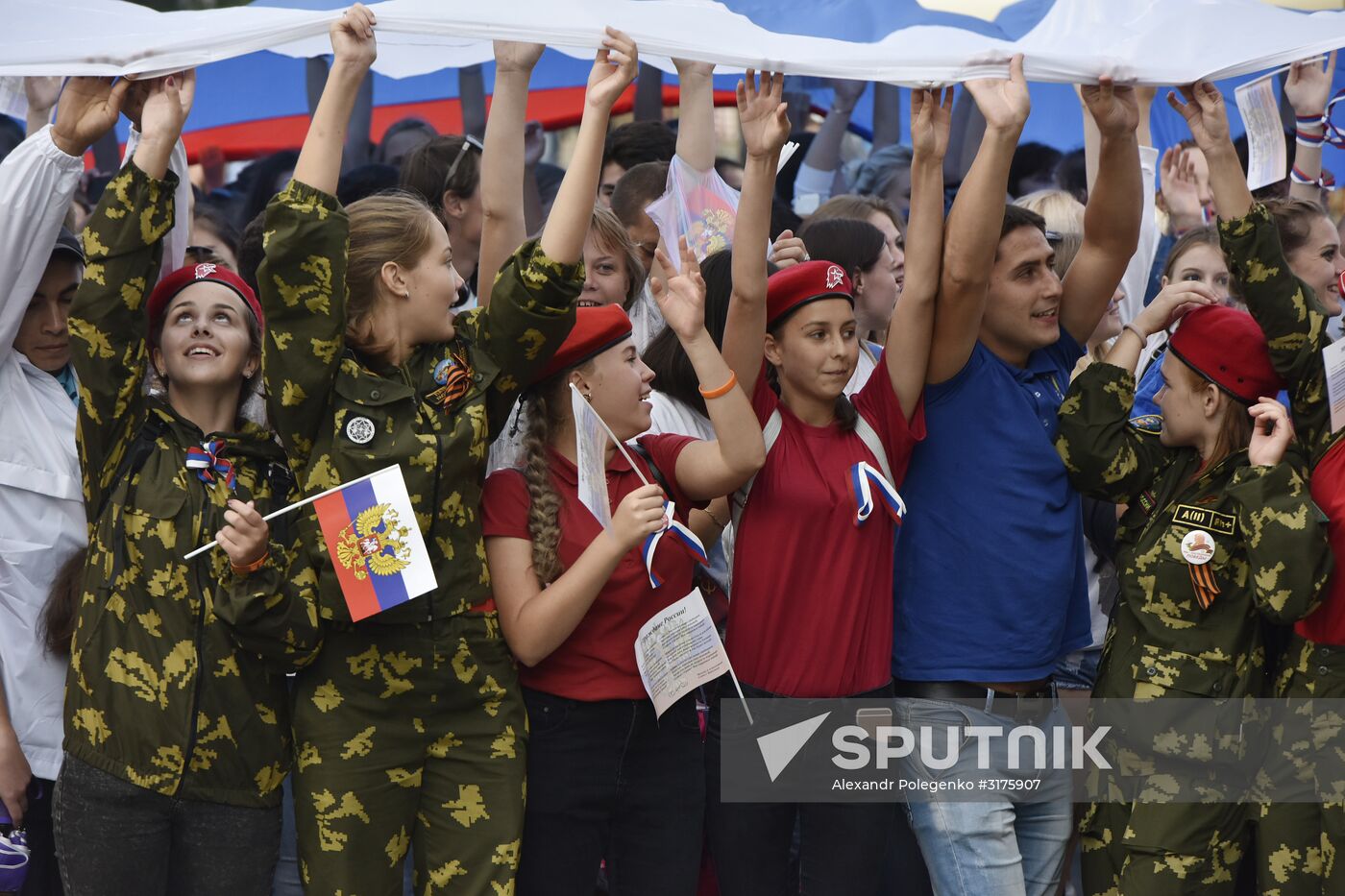 Russian State Flag Day celebrations