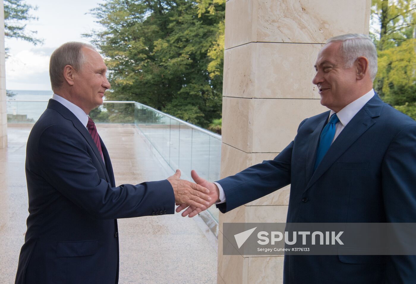 President Vladimir Putin meets with Prime Minister of Israel Benjamin Netanyahu