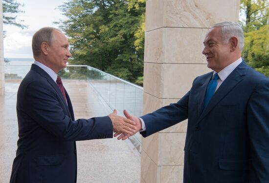 President Vladimir Putin meets with Prime Minister of Israel Benjamin Netanyahu