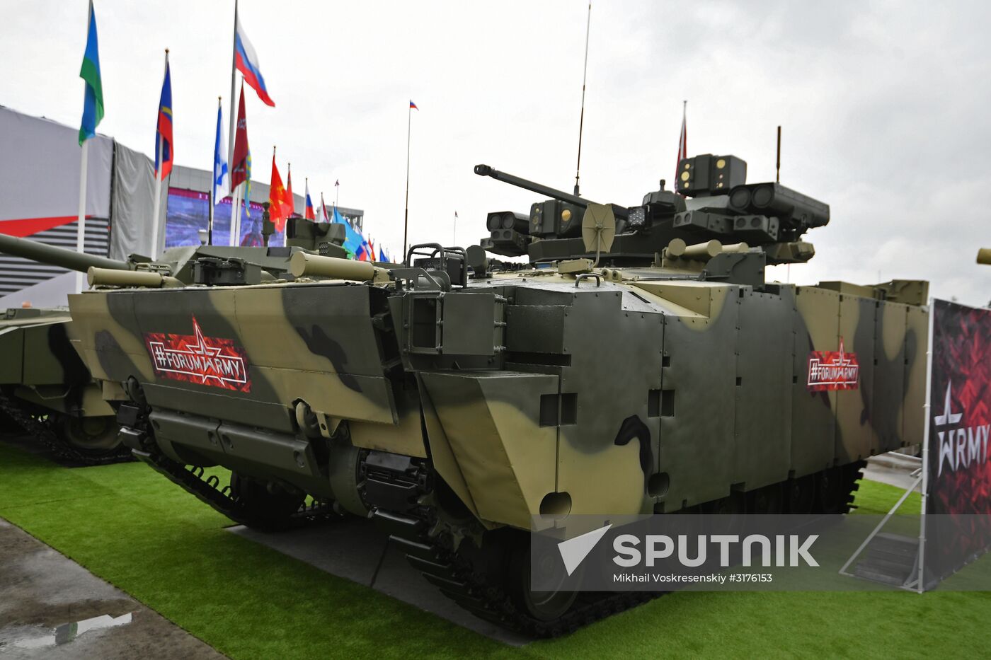 Army 2017 International Military-Technical Forum in Vladivostok. Day two