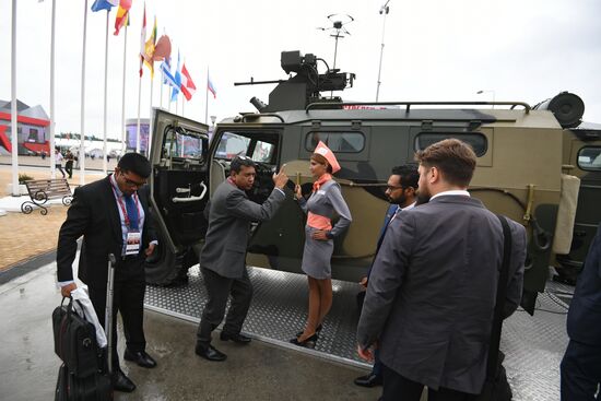 Army 2017 International Military-Technical Forum in Vladivostok. Day two
