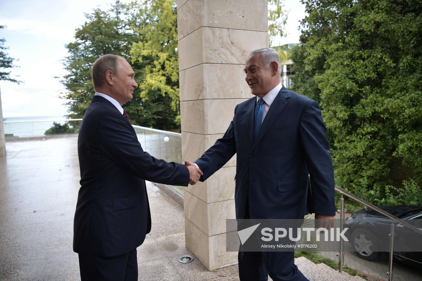 President Vladimir Putin meets with Prime Minister of Israel Benjamin Netanyahu
