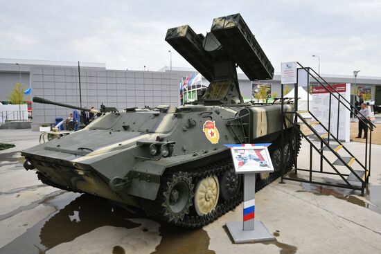 Army 2017 International Military-Technical Forum in Vladivostok. Day two