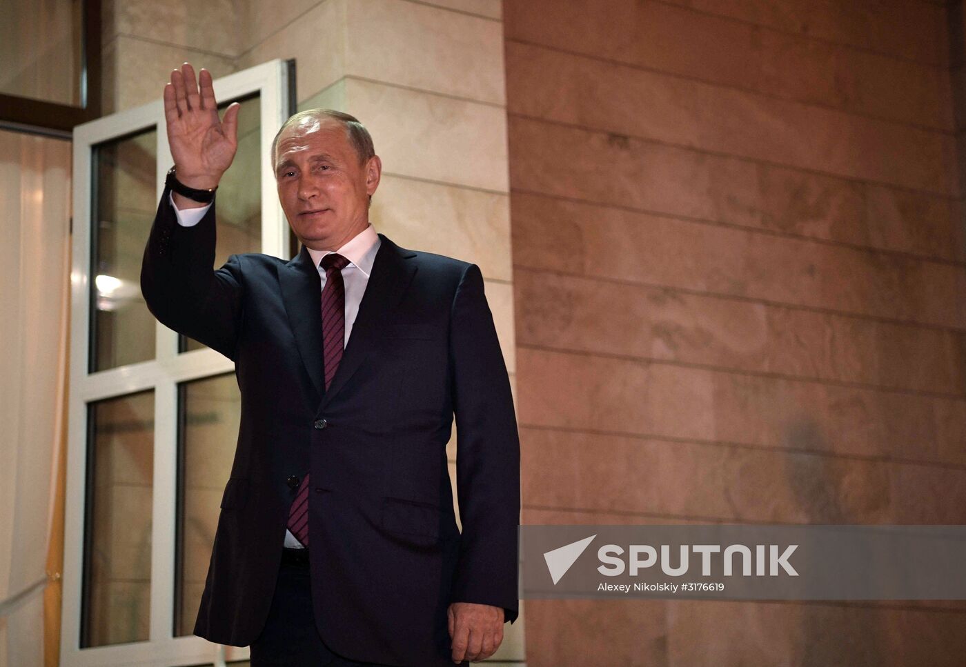 Russian President Vladimir Putin's meeting with Armenian President Serzh Sargsyan