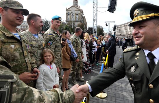 Parade to mark Independence Day in Kiev