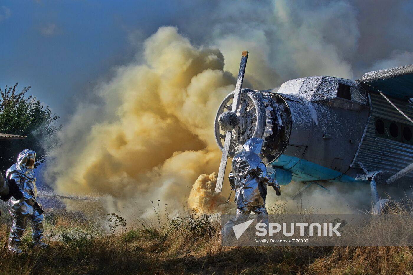 Russian Emergencies Ministry holds drills in Crimea