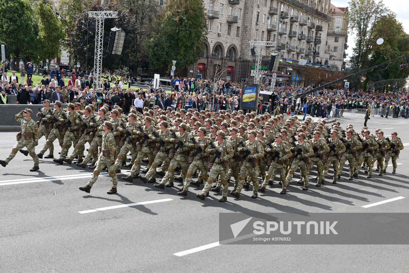 Parade to mark Independence Day in Kiev