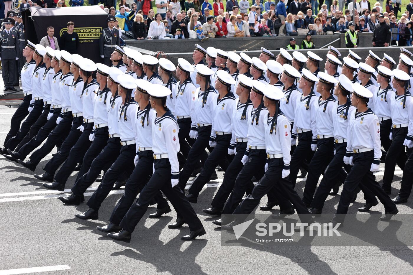 Parade to mark Independence Day in Kiev