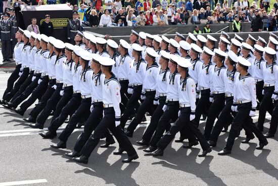 Parade to mark Independence Day in Kiev