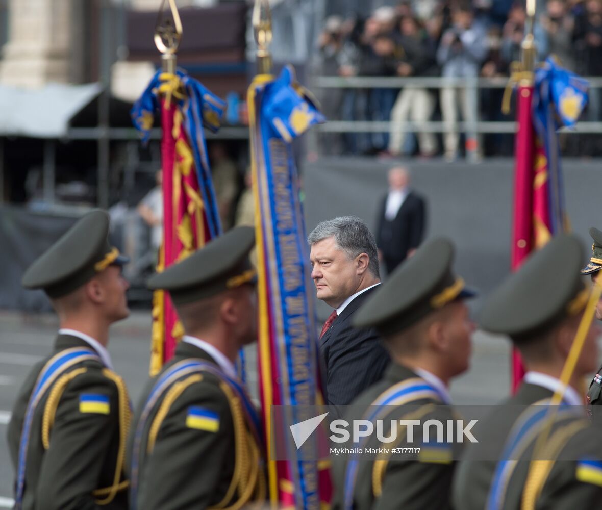 Parade to mark Independence Day in Kiev