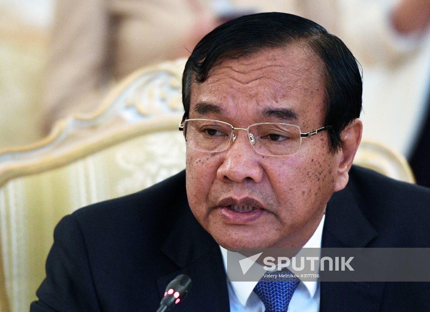 Russian Foreign Minister Sergei Lavrov meets with Cambodian Foreign Minister Prak Sokhonn