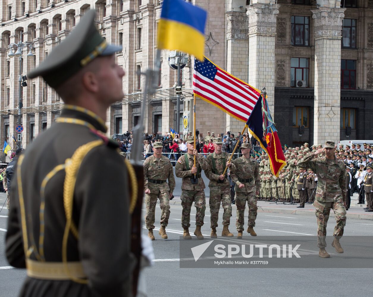 Parade to mark Independence Day in Kiev