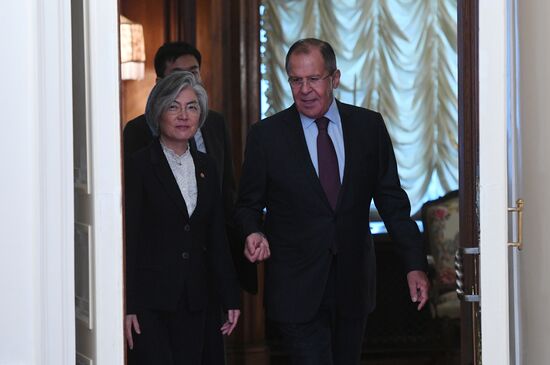 Russian Foreign Minister Sergei Lavrov meets with South Korea's Kang Kyung-wha