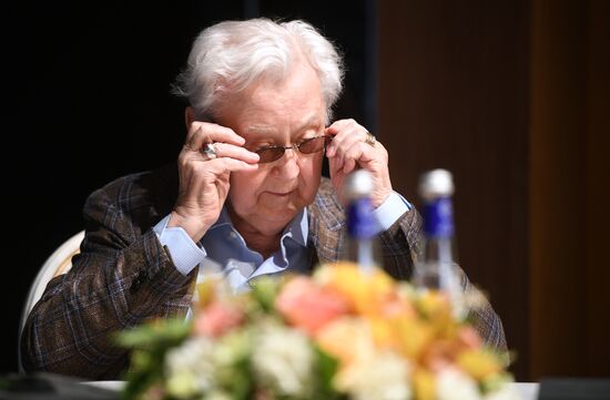 Meeting of Oleg Tabakov Theater company prior to new theater season
