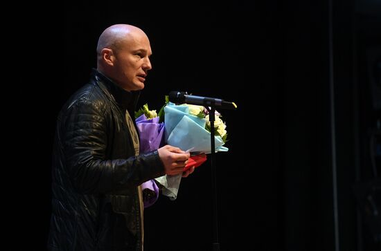 Meeting of Oleg Tabakov Theater company prior to new theater season