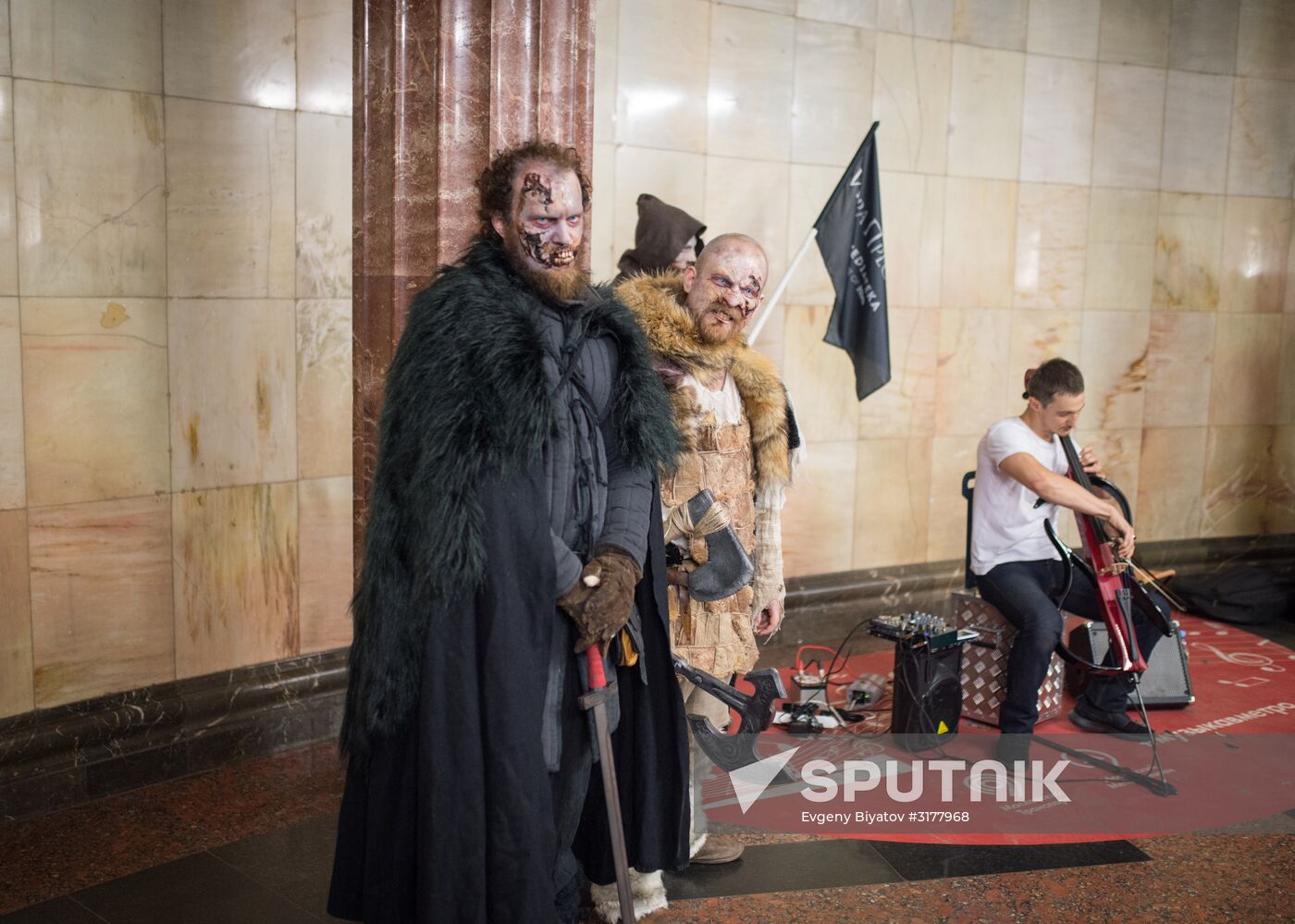 Game of Thrones characters in Moscow metro